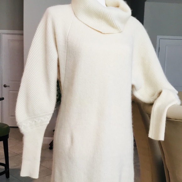 {{Sold}}Vintage Lambswool & Angora sweater dress - Picture 6 of 8